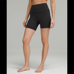 Lululemon Align high-rise short 6”